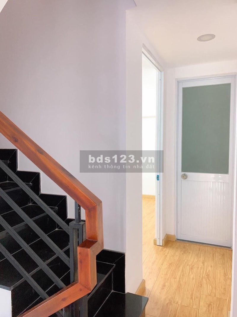 Bán nhà nguyên căn giá tiện đầu tư giá 4 tỷ diện tích 51m2 Trường Chinh, Quận Tân Phú