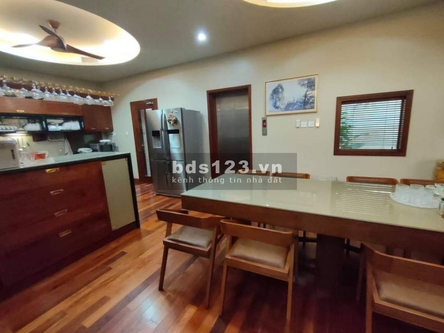 Bán gấp siêu phẩm hẻm xe hơi khu dân trí Nguyễn Văn Khối, dtsd 5x 8m, 3 lầu giá chỉ 4.2 tỷ