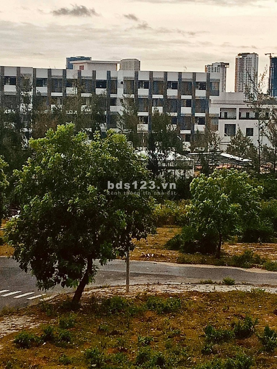 Bán biệt thự kiên cố đường 34m Văn Tiến DŨng, Điện Ngọc, Quảng Nam