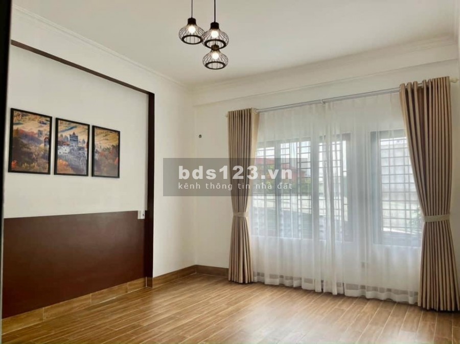 Bán nhà ngõ phố Bình Lộc, ph Tân Bình, TP HD, 3 tầng, 3 ngủ, 50m2, ngõ to rộng, nhà cực đẹp, giá tốt