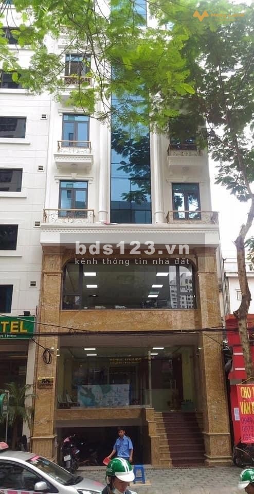 Bán gấp nhà mặt phố Ô Chợ Dừa diện tích 60m2, mặt tiền 5.35m, đúc 5 tầng thang máy