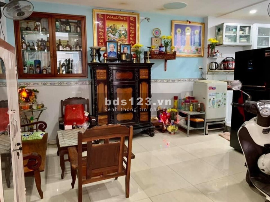 Bán nhà chín chủ hẻm xe hơi ra vào thoải mái 10 ra Phạm Văn Đồng Quận Gò Vấp, lhcc