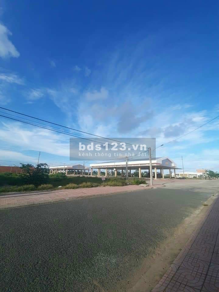 Bán lô đất diện tích sử dụng 120m2 huyện Thạnh Phú, tỉnh Bến Tre, chỉ thanh toán 30%