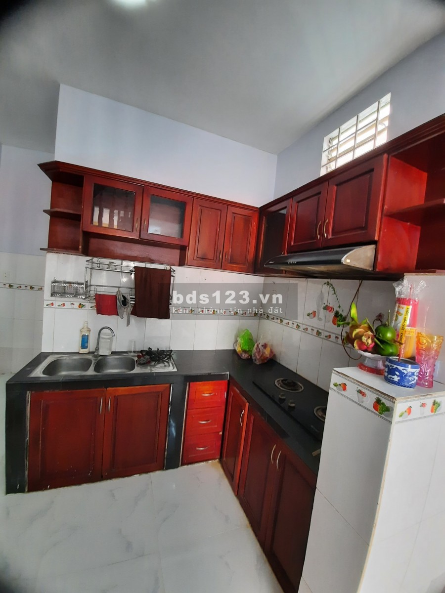 Nhà mới mua ở ngay vị trí đẹp. hẻm 5m ô tô ngủ trong nhà Quận Gò Vấp giá bán 3.15 tỷ