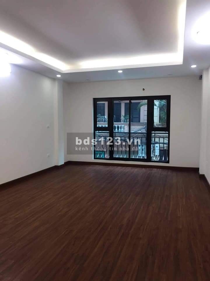 Phân lô Quan Nhân, Quận Cầu Giấy, diện tích sử dụng 50m2, đúc kiên cố 7 tầng, Ô tô tránh