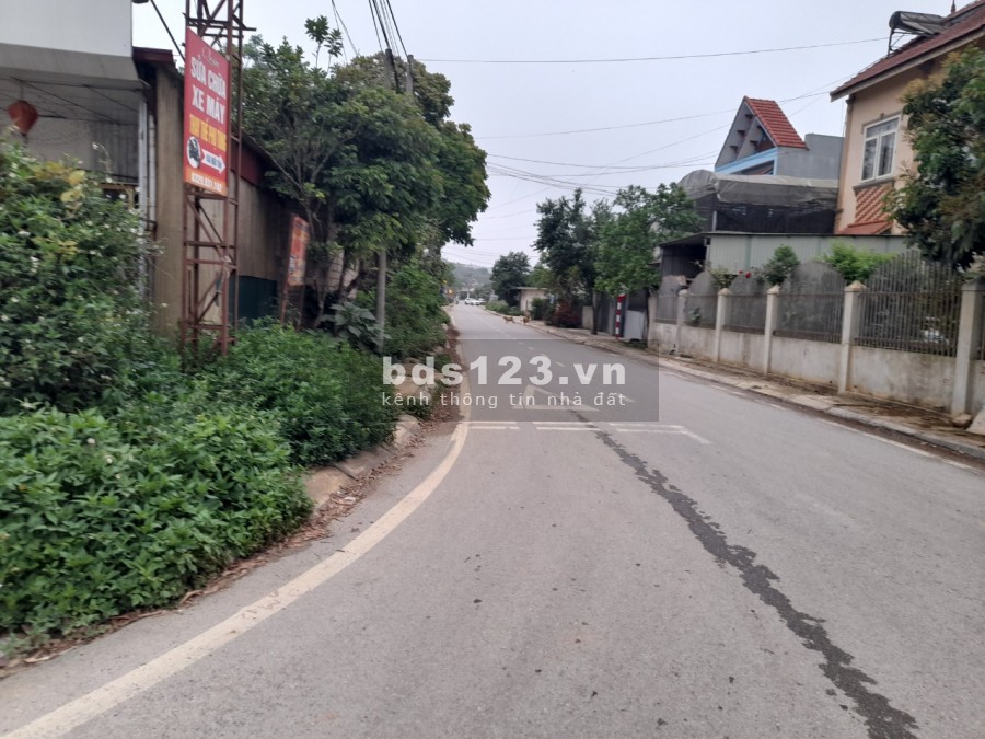 Bán lô đất tại Tiểu khu 32 Nông Trường Mộc châu đón sóng cao liên hệ 0978353788