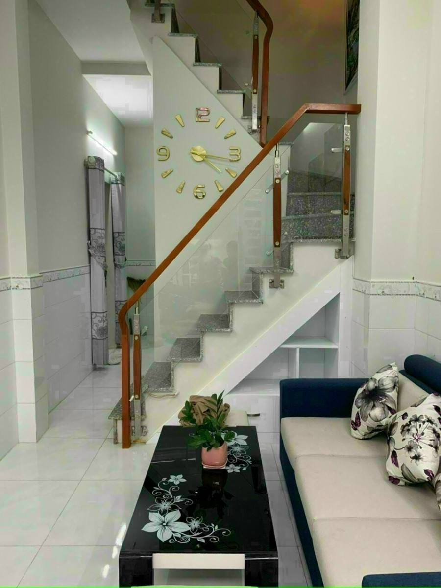 Nhà bán đẹp hẻm 2266/3 Huỳnh Tấn Phát, huyện Nhà Bè đúc 1 lầu 2 PN giá bán 1,25 tỷ