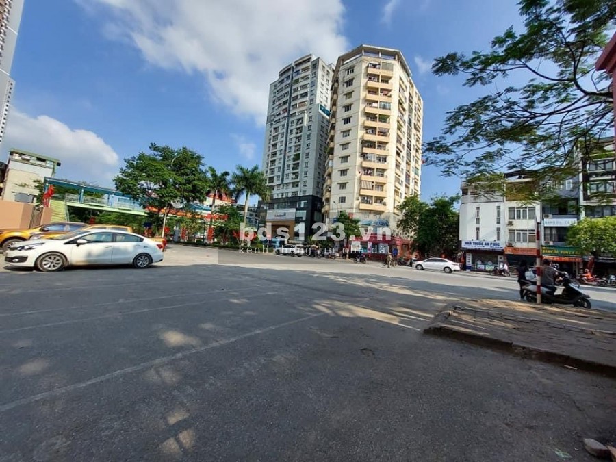 Bán Nhà mới đẹp, phố Lương Khánh Thiện, view hồ thơ mộng, dt 36m2 5 tầng, chỉ 3,5 tỷ