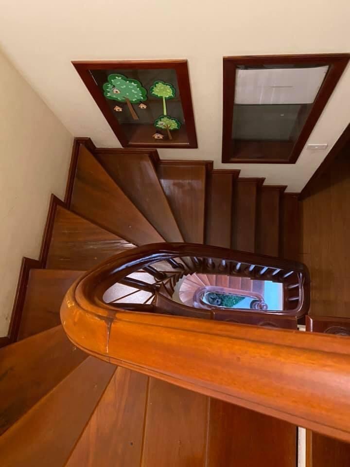 Cần gấp nhà tại Nguyễn Khang, Quận Cầu Giấy, diện tích 58m² đúc 5 tầng, giá 4.2 tỷ.
