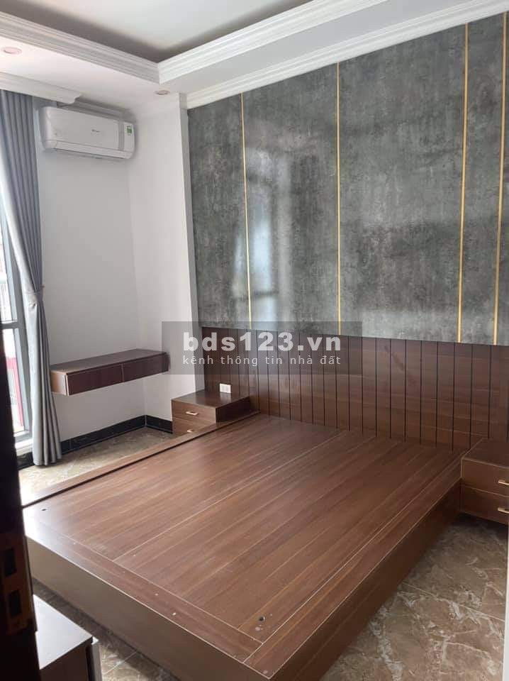 Bán nhà mặt tiền rộng phường Nguyễn Trãi Trung tâm Phố Cổ Hà Đông dt 48m2, giá 8.38 tỷ