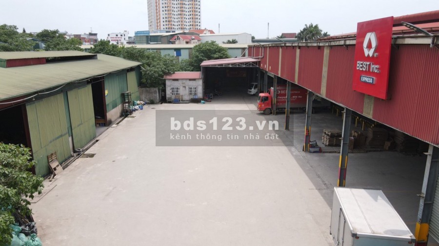 Cho thuê nhà xưởng 7000m2 mặt tiền đẹp ở Hà Đông, Hà Nội.