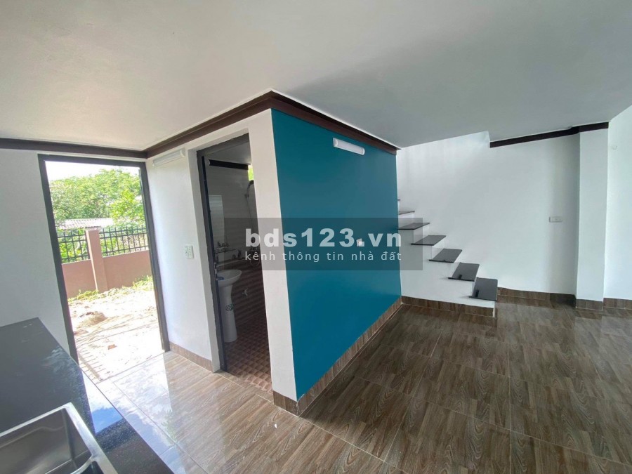 Bán nhà Hoà Phong Mỹ Hào diện tích sử dụng 91m2 giá chỉ 6xx triệu liên hệ 0829689698