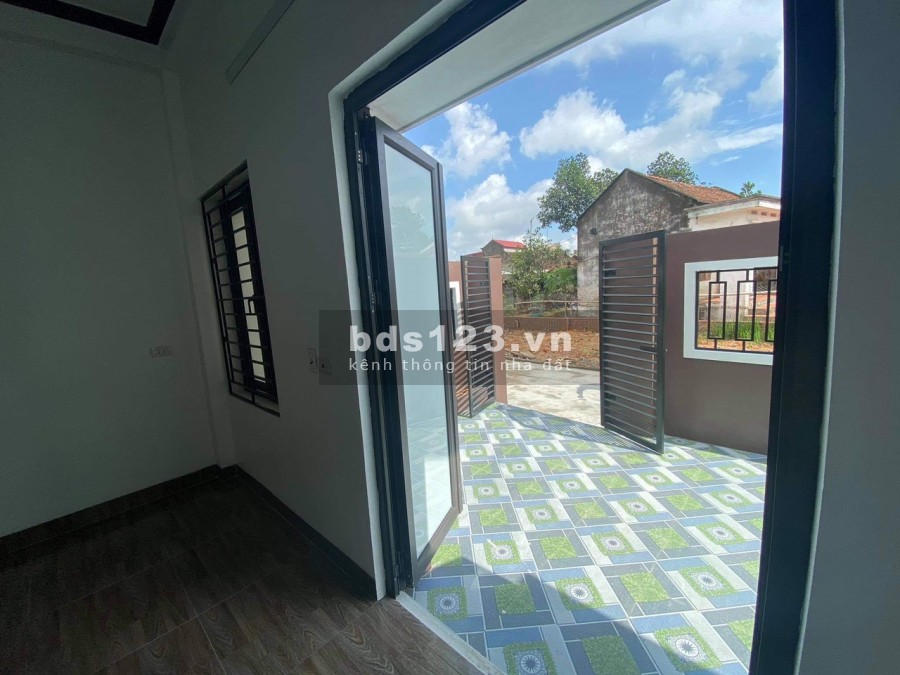 Bán nhà Hoà Phong Mỹ Hào diện tích sử dụng 91m2 giá chỉ 6xx triệu liên hệ 0829689698