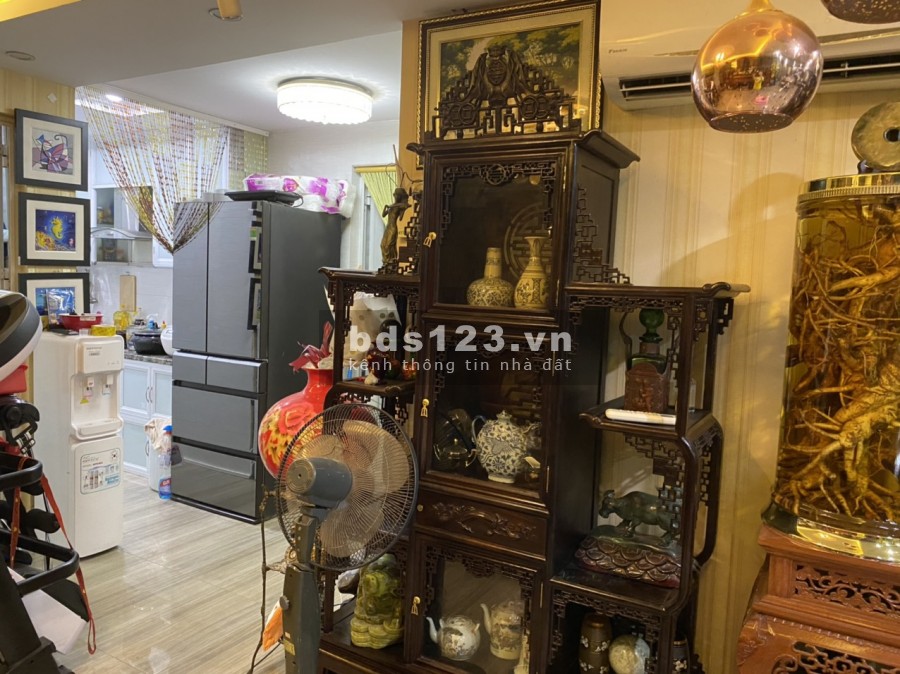 Chủ nhà cần bán căn hộ chung cư mini tại Ngọc Thụy, diện tích sử dụng 100m2 giá 1.8 tỷ