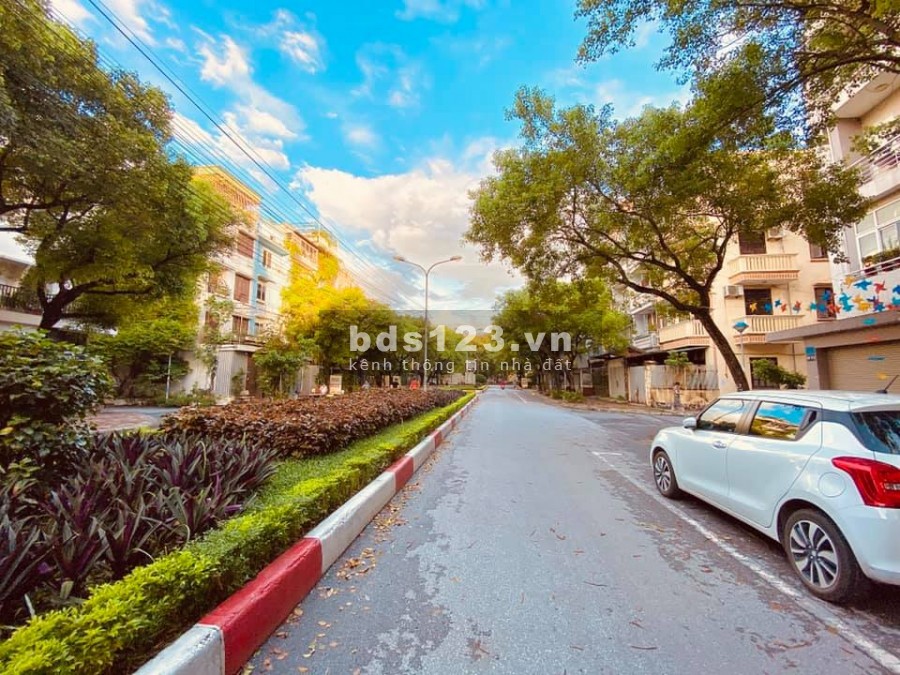 Bán nhà Văn Quán, Liền kề mặt đường đôi diện tích sử dụng 72m2, giá chỉ nhỉnh 12 tỷ