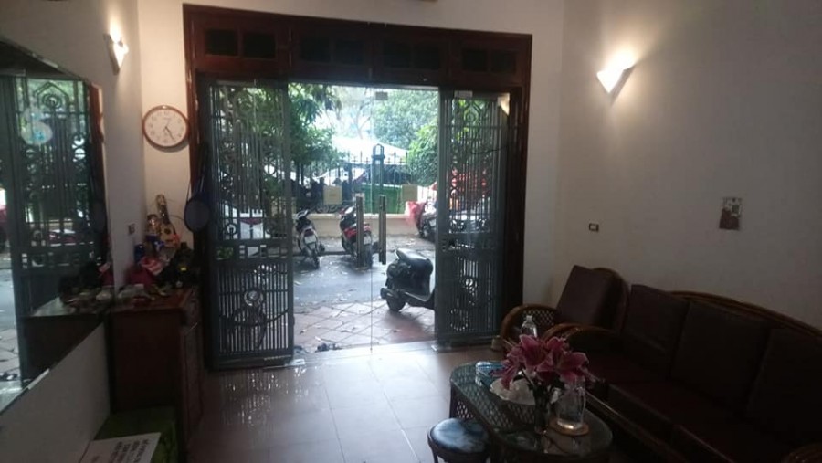 Bán nhà mặt ngõ Đỗ Quang Cầu Giấy PLô Ô tô KD 42Mx6T 11.5 tỷ 0902224679