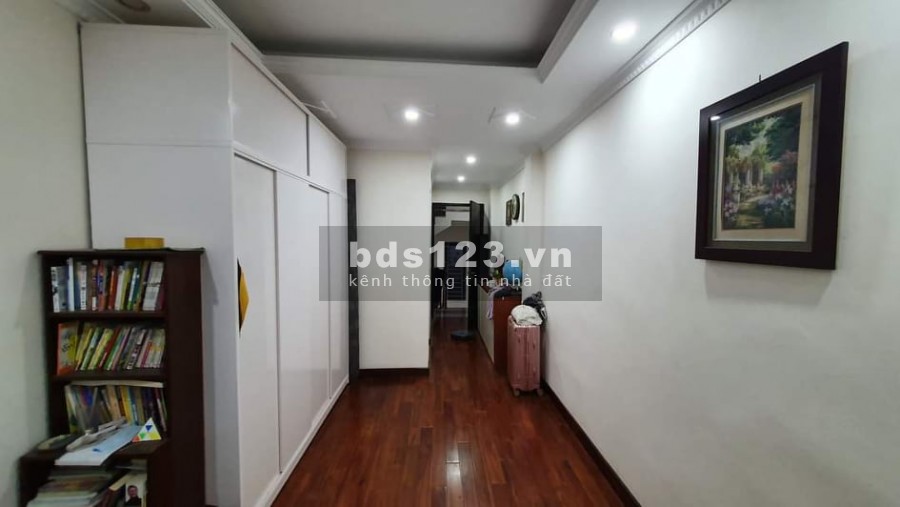 Bán Nhà mặt Phố Nguyễn Ngọc Nại, QUận Thanh Xuân, Nhà Mới Toanh, Kinh Doanh Sầm Uất.