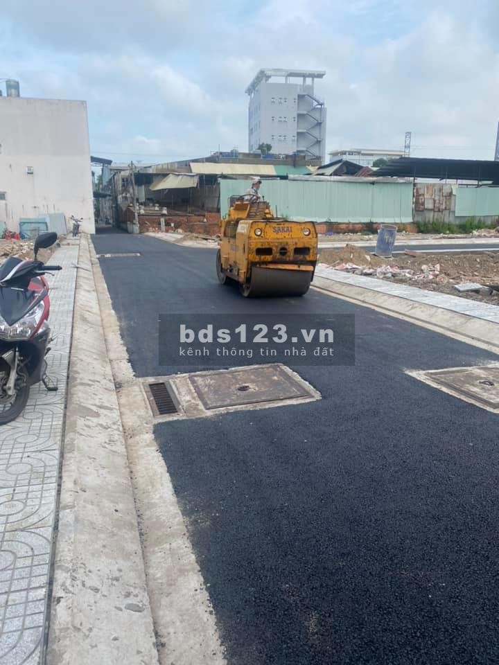 Em còn đúng 10 lô đất KDC Kinh Dương Vương ngay UBND quận Bình Tân.