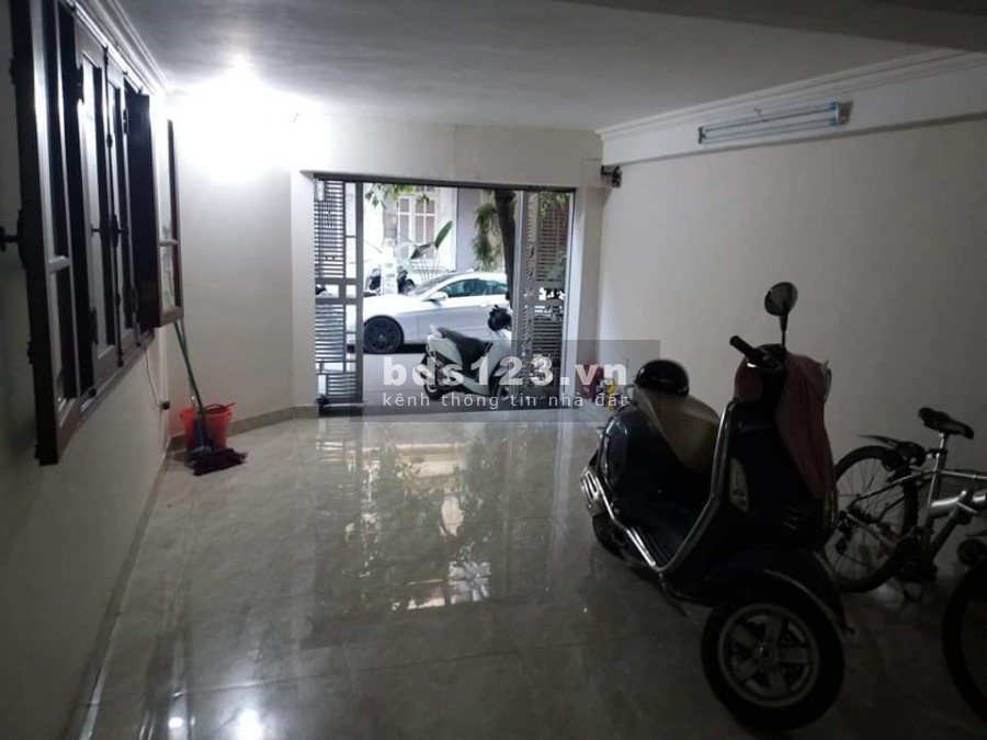 Bán nhà nguyên căn phân lô Đầm Trấu diện tích sử dụng 60m2, 5 tầng, giá chào bán 13,1 tỷ