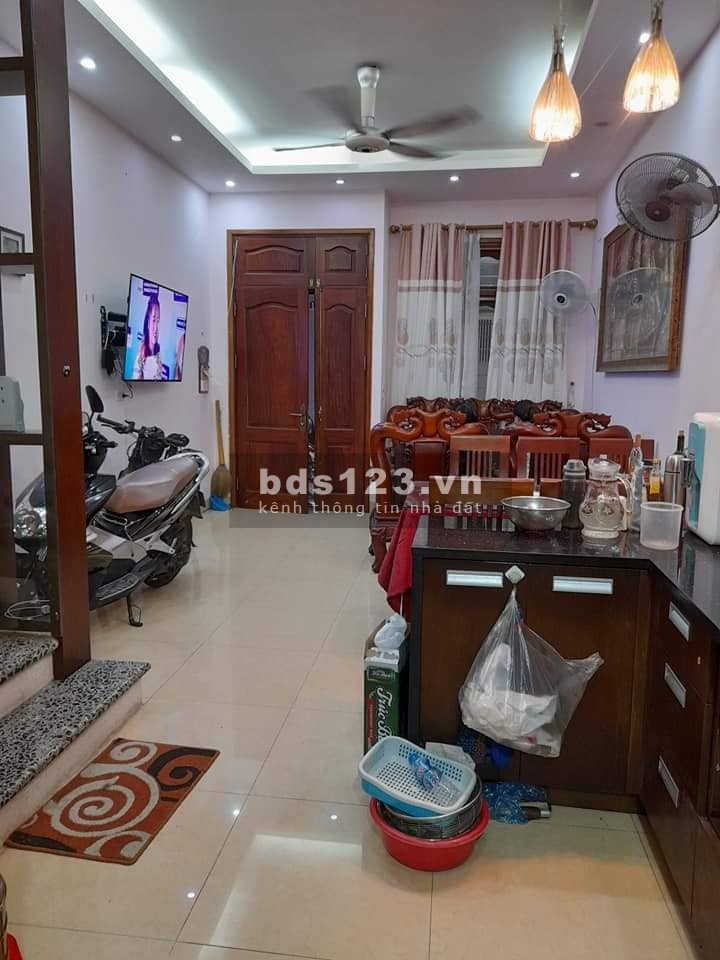 Bán nhà Hoàng Văn Thái nhà đẹp thiết kế hợp lý gần ô tô 38m2 3.65 tỷ