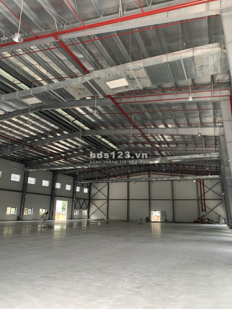 Cho thuê kho nhà xưởng DT 2.800m2, 3.000m2, 5.000m2 tại KCN Ninh Hiệp, Gia Lâm, Hà Nội.