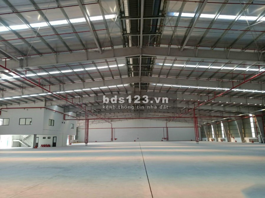 Cho thuê kho nhà xưởng DT 2.800m2, 3.000m2, 5.000m2 tại KCN Ninh Hiệp, Gia Lâm, Hà Nội.