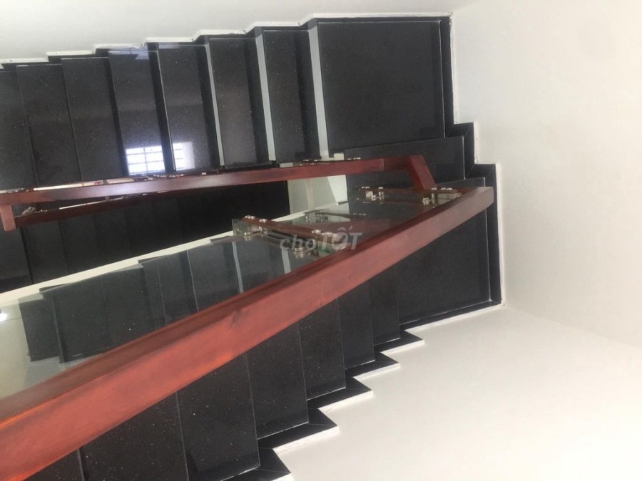 Nhà Hẻm 4m, đông sơn, 2 tầng, phường 7, Quận Tân Bình, 4 tỷ 40m2, thuê 12 triệu/tháng