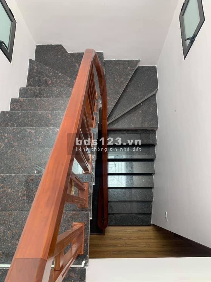 Bán nhà siêu phẩm Quận Hai Bà Trưng nhà mới phân lô ô tô vào nhà dt 60m2, 4 tầng, giá 7x tỷ