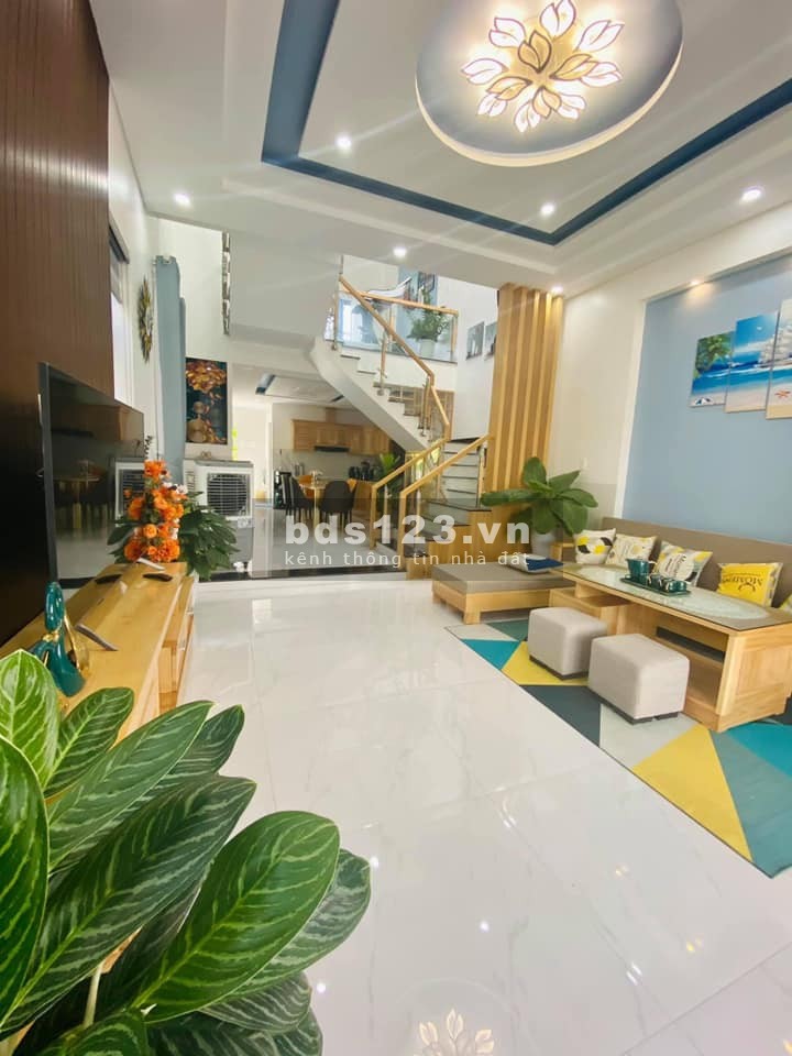 Bán nhà tuyệt phẩm Đống Đa, Láng Hạ, dtsd 56m2, mt 4m, ngõ thoáng mặt tiền đẹp, nhà chính chủ
