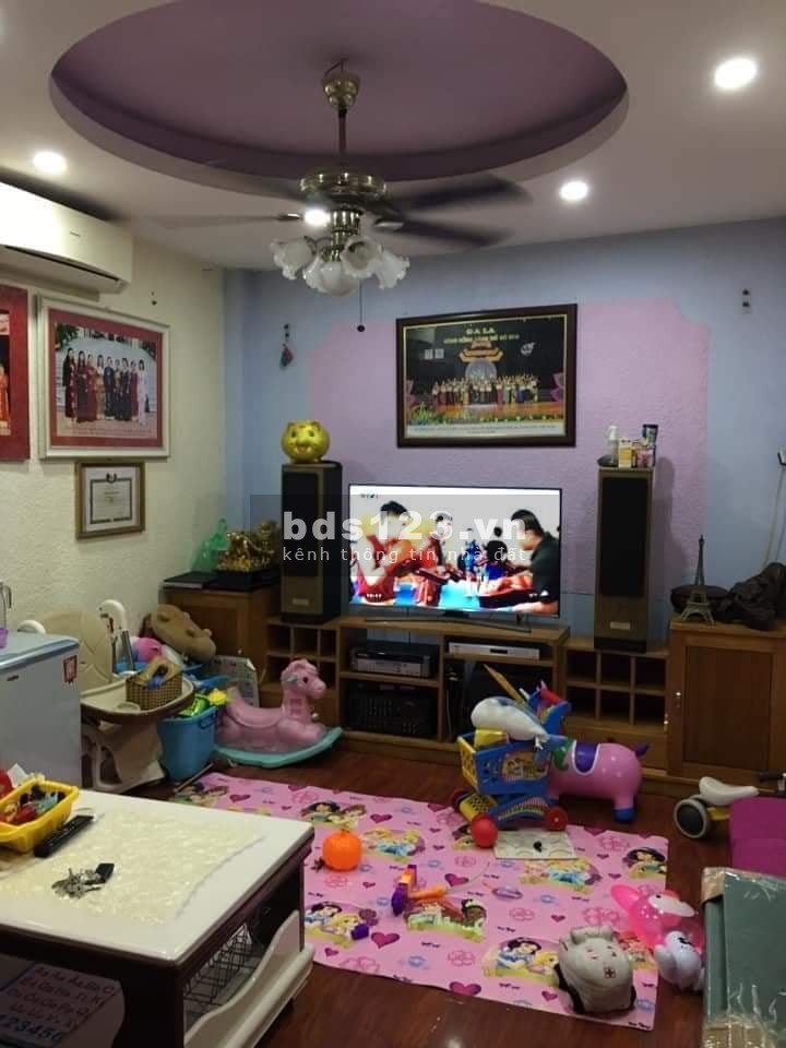 Thanh Khoản Gấp-Nhà Quan Nhân 32m2 giá 3.5 tỷ- Ngõ Thoáng, ô tô 50m