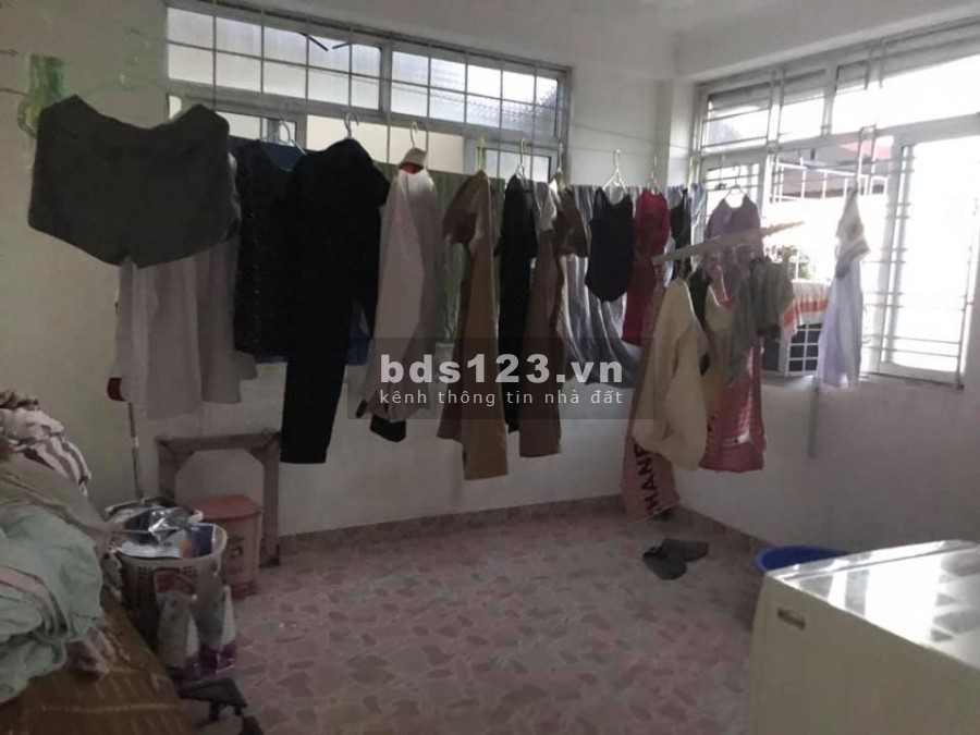 Bán nhà chính chủ chưa qua đầu tư đường Phương Lưu - Hải An, diện tích 35m2, sổ sẵn