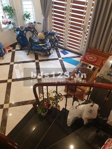 Cực hiếm trong ngõ phố Thái Hà, đường trước nhà rộng 5m, kinh doanh bất chấp giá chỉ 7.8 tỷ