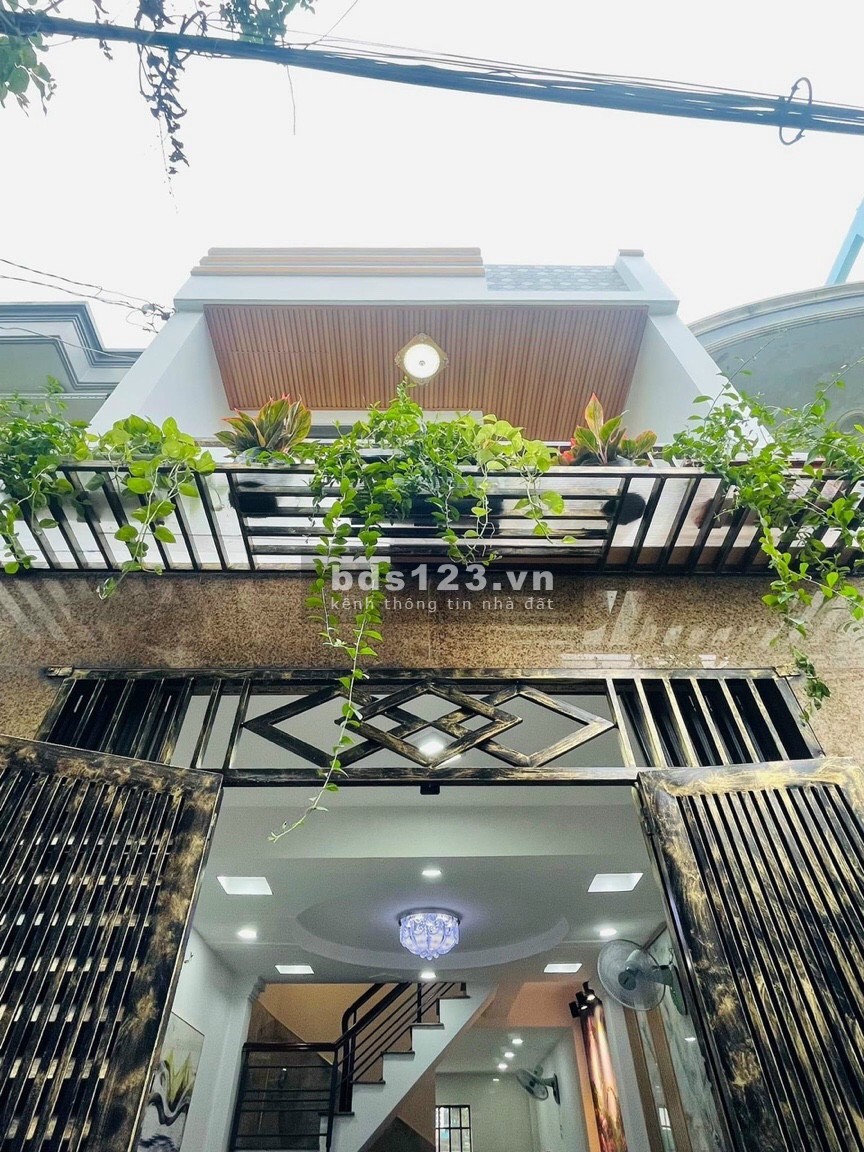 Bán nhà NGỘP ngân hàng, HXH Nguyễn Sỹ Sách, 64m2, sát khu CN Tân Bình, 4.8 tỷ.