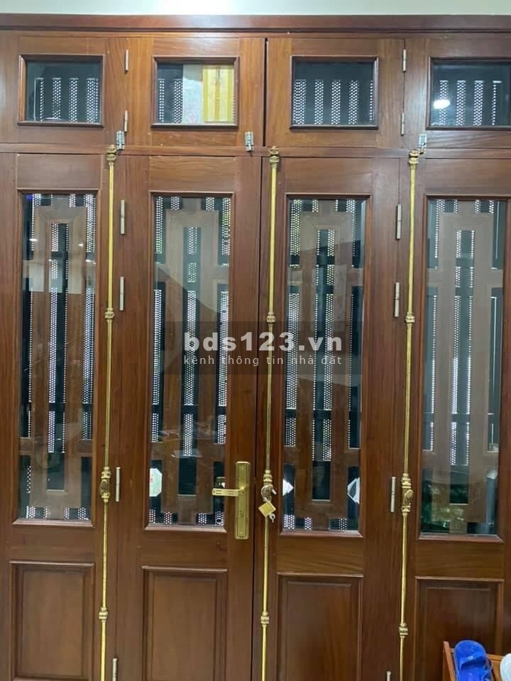 Bán nhà Thượng Thanh, Long Biên 60 m2, phân lô, ô tô tránh, kinh doanh, nhỉnh 5 tỷ