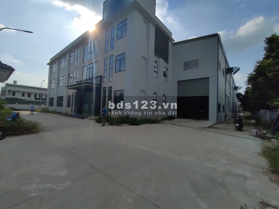 Cho thuê kho nhà xưởng DT 2000m2 3800m2 5000m2 tại KCN Ninh Hiệp Gia Lâm, HN. LH: 0968530776