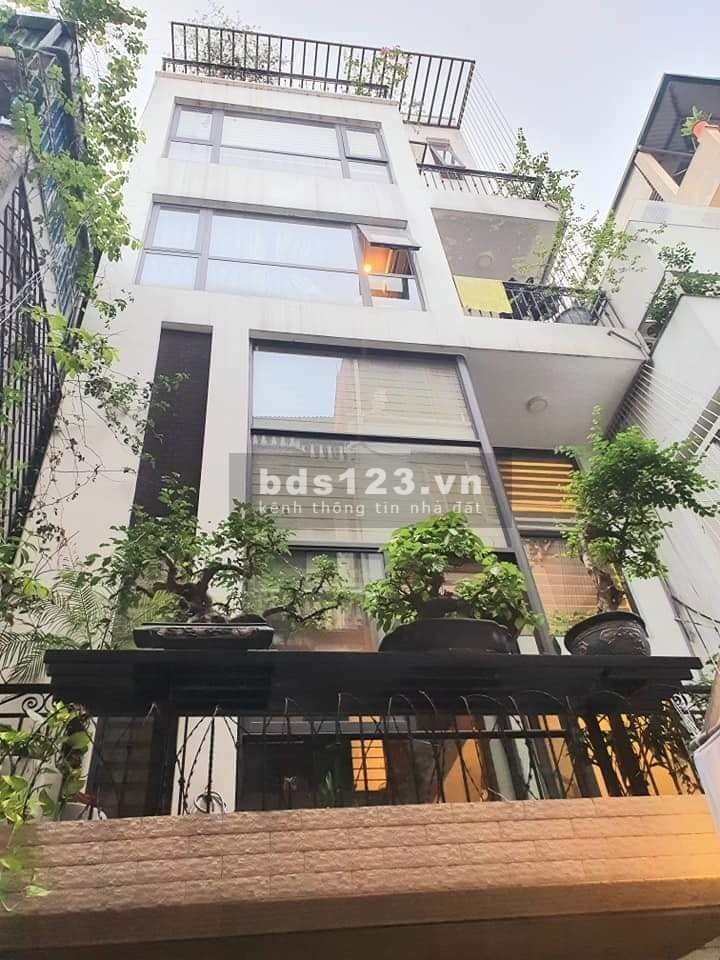 Bán nhà kinh doanh Vip Trung Kính, dtsd 57m2, 5 tầng, mặt tiền 5.5m, kinh doanh đỉnh