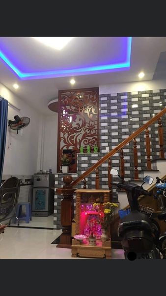 Bán nhà đường Hồ Hảo Hớn Quận 1 24m2 trệt lầu 2PN 2WC giá 3 tỷ3 TL