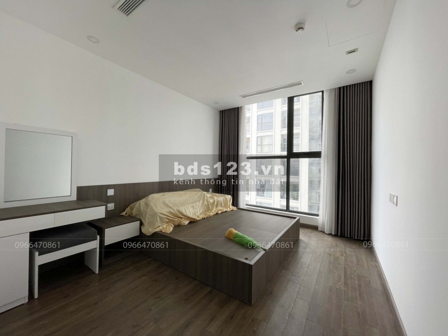 Sunshine Riverside diện tích 98m2 thông thủy 3 phòng ngủ có đồ gỗ giá bán 3,7 tỷ