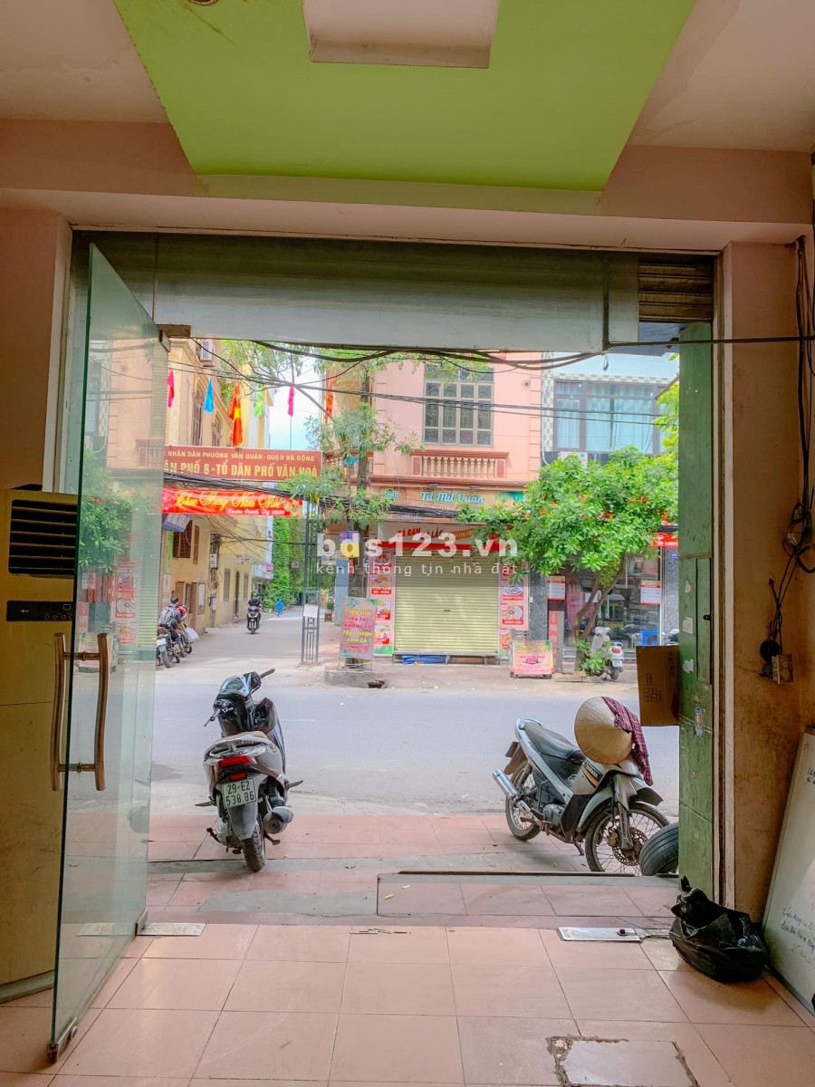 Bán gấp nhà nguyên căn Chiến Thắng diện tích 40m2, giá 6 tỷ hơn vỉa hè ô tô tránh, sổ sẵn