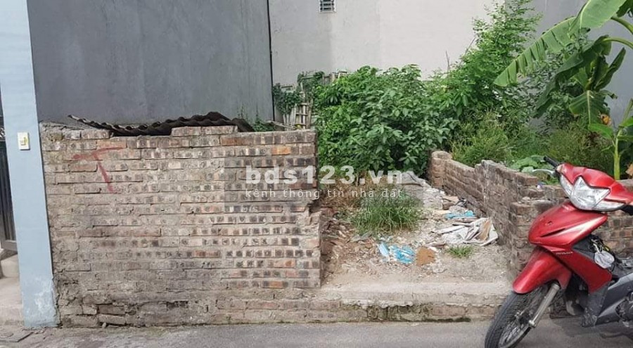Bán mảnh đát thổ Đại Mỗ phân lô ô tô vào nhà giá bán 2.69 tỷ vị trí đắc địa, khu dân trí