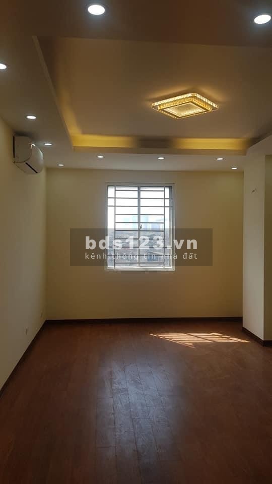 Bán căn hộ chung cư Trương Định, tiện ích đầy đủ diện tích 97m2, giá nhỉnh 2 tỷ, số sẵn
