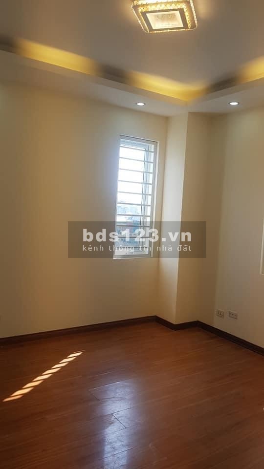 Bán căn hộ chung cư Trương Định, tiện ích đầy đủ diện tích 97m2, giá nhỉnh 2 tỷ, số sẵn
