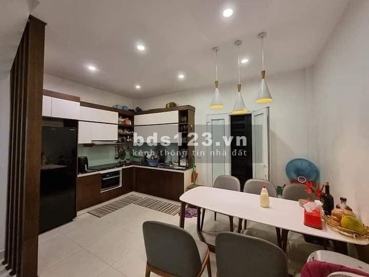 Cần tìm chủ cho căn diện tích sử dụng 40m2 nguyên căn còn mới, kiến trúc nhà đẹp, thông thoáng