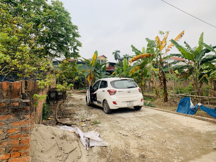 Siêu hót 60m2 Khê Nữ, Nguyên Khê, Đông Anh giá rẻ ô tô vào tận đất.