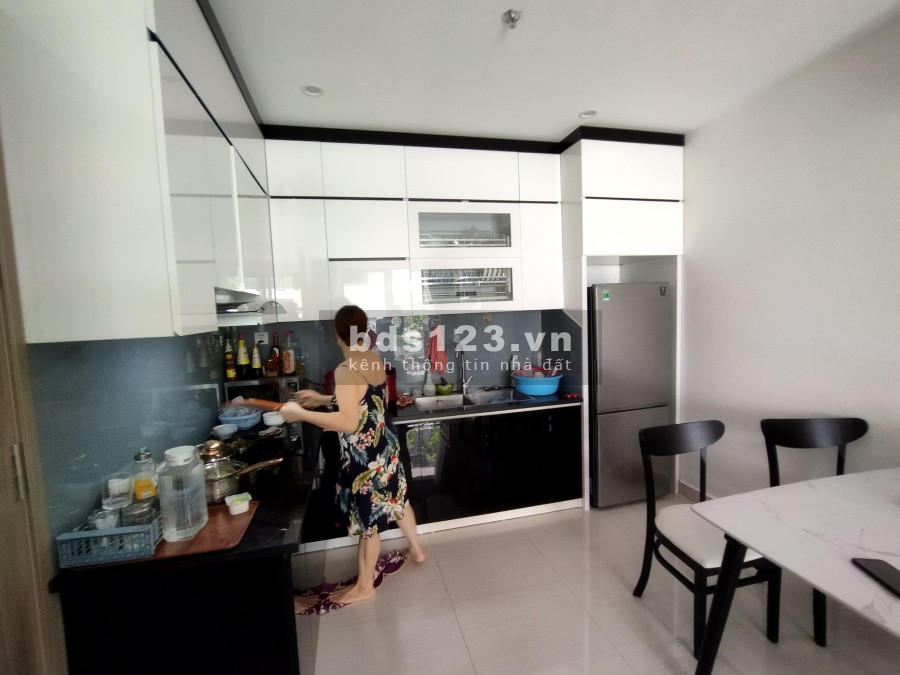 Căn hộ 3PN Full đồ xịn giá cho thuê 13 triệu/tháng tại chung cư Vinhomes Smart City Tây Mỗ
