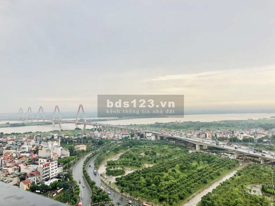 Bán giá 42,6trieu/m2 căn 3PN/99m2 xuất ngoại giao view cầu Nhật Tân dự án SunshinRiverside