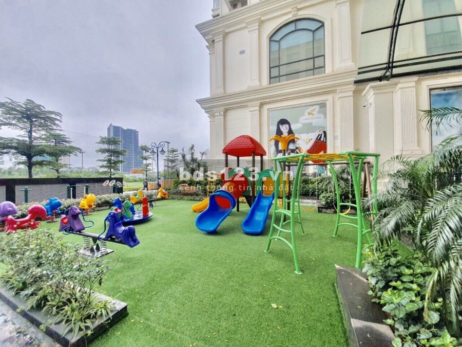 Bán giá 42,6trieu/m2 căn 3PN/99m2 xuất ngoại giao view cầu Nhật Tân dự án SunshinRiverside