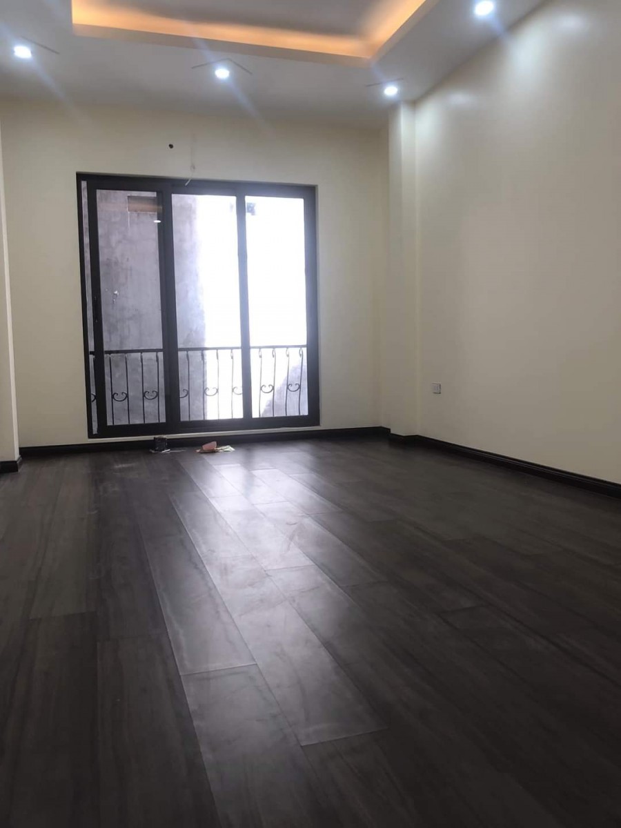 Bán nhà tại Đình Thôn, Nam Từ Liêm. Về ở ngay, 5 TẦNG, giá 5.3 tỷ
