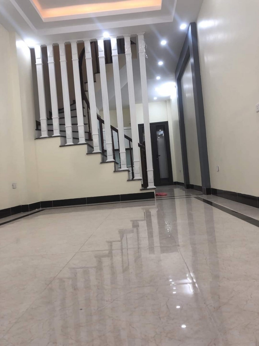 Bán nhà tại Đình Thôn, Nam Từ Liêm. Về ở ngay, 5 TẦNG, giá 5.3 tỷ