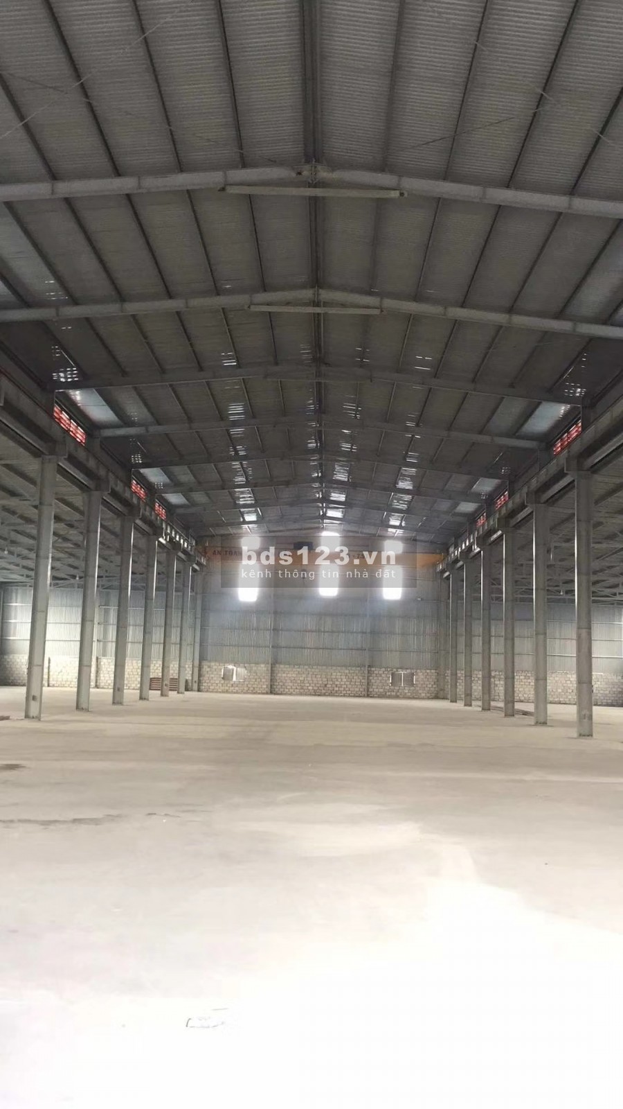 Cho thuê nhà xưởng diện tích sử dụng 2700m2 Kinh Môn Hải Dương, giá tốt, lh 0966398919